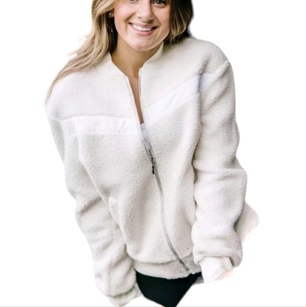Zyia Off White Flying V Fleece Sherpa Jacket Women's Sz Medium